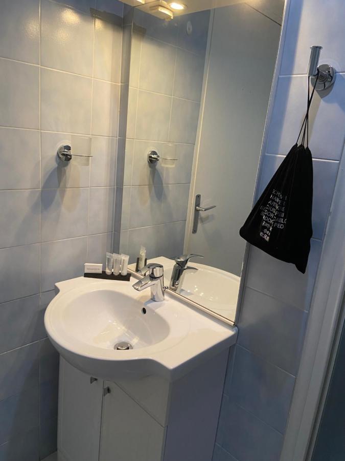 Hotel Neptune バラルック・レ・バン エクステリア 写真